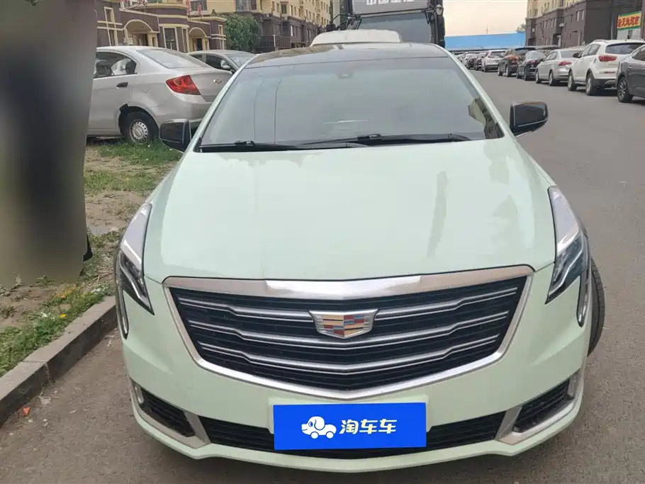 Cadillac XTS