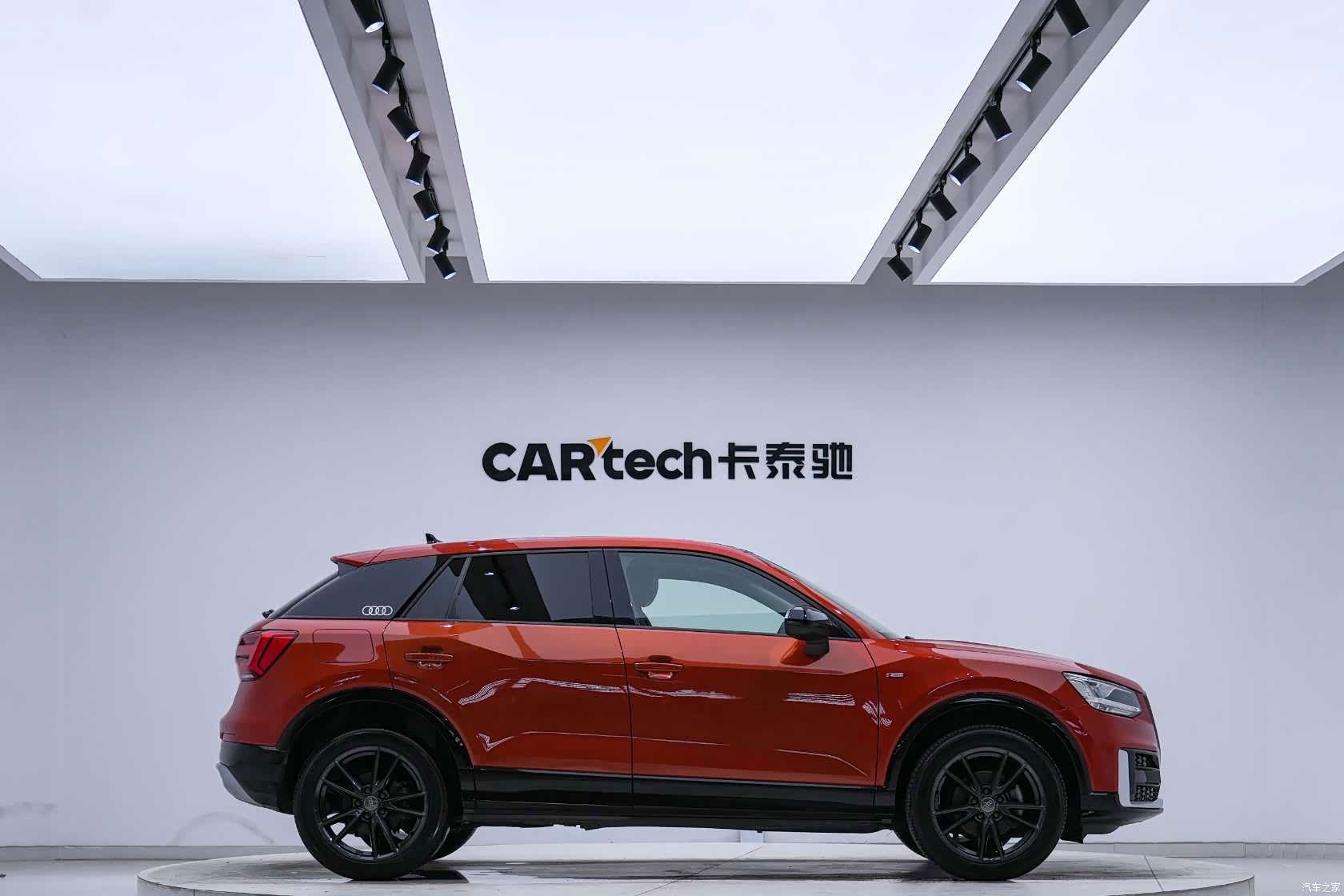 Audi Q2L, 2019 3