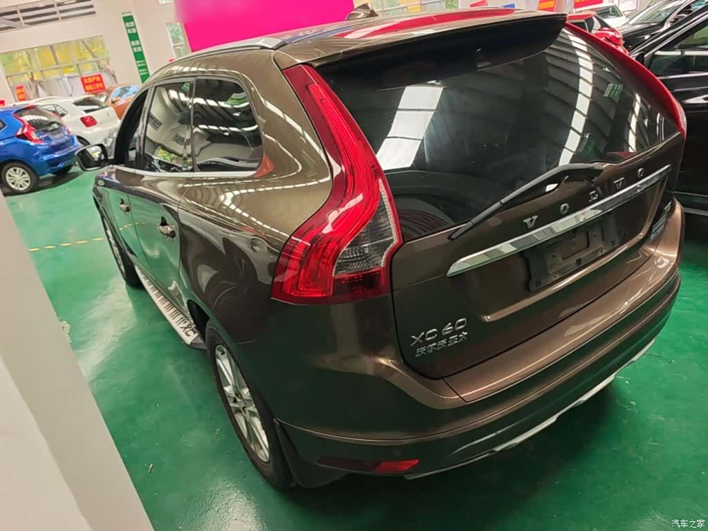 Volvo XC60, 2015 все фото