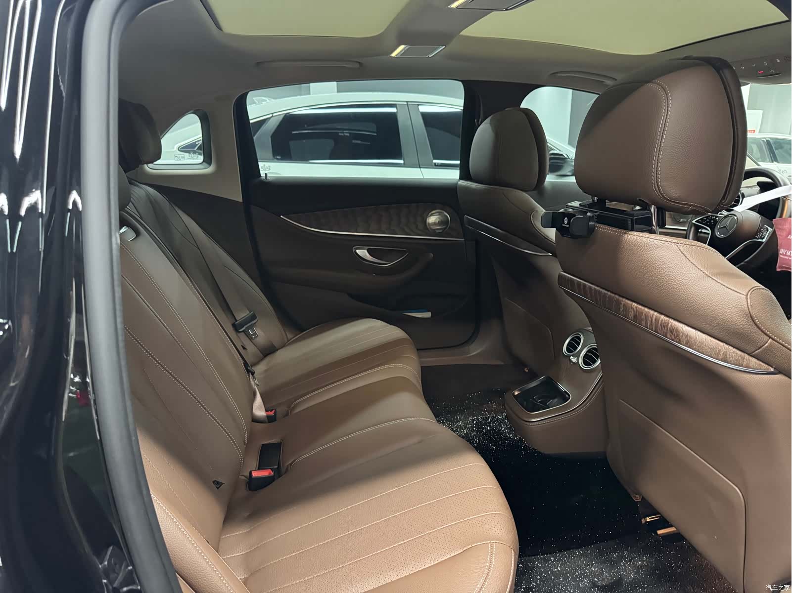 Mercedes-Benz E-Class, 2023 7