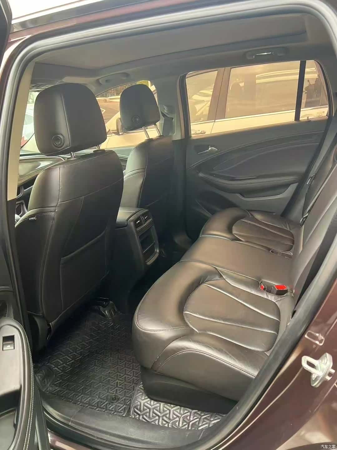Buick Envision Plus, 2019 6