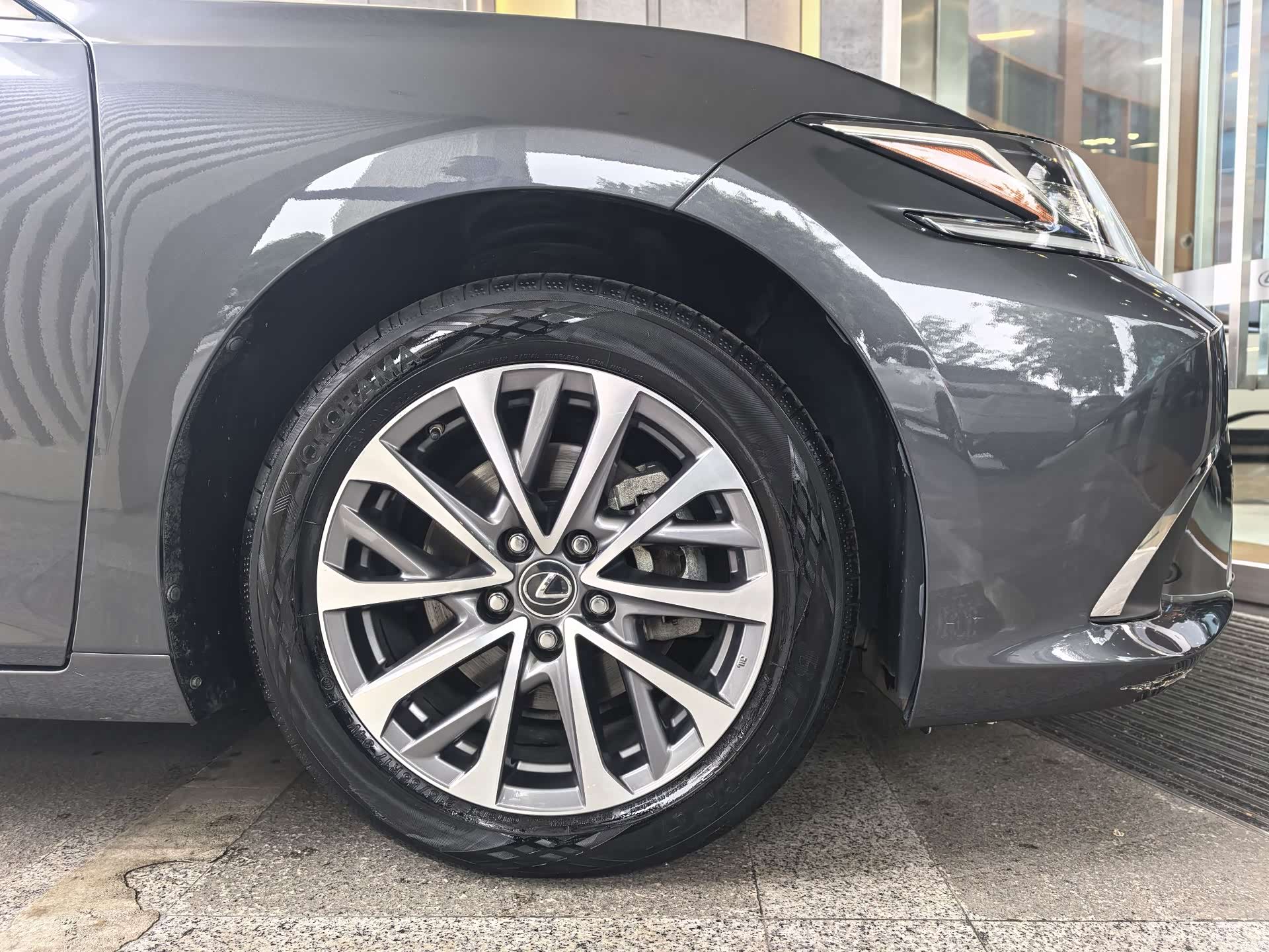 Lexus ES, 2022 7