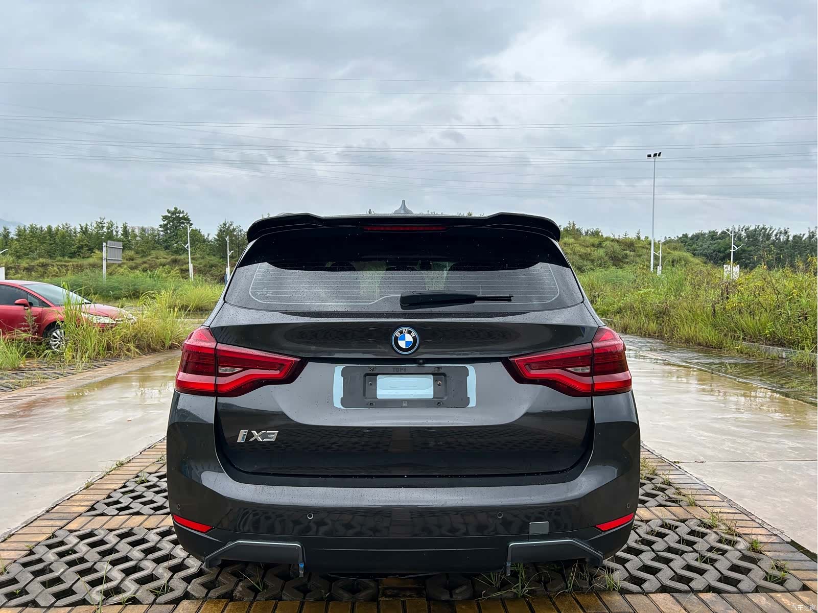 BMW iX3, 2021 все фото
