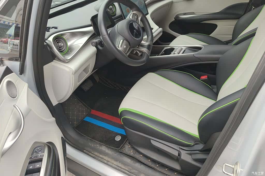 BYD Dolphin, 2022 9