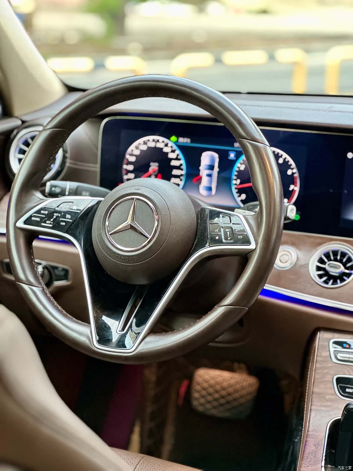 Mercedes-Benz E-Class, 2019 9