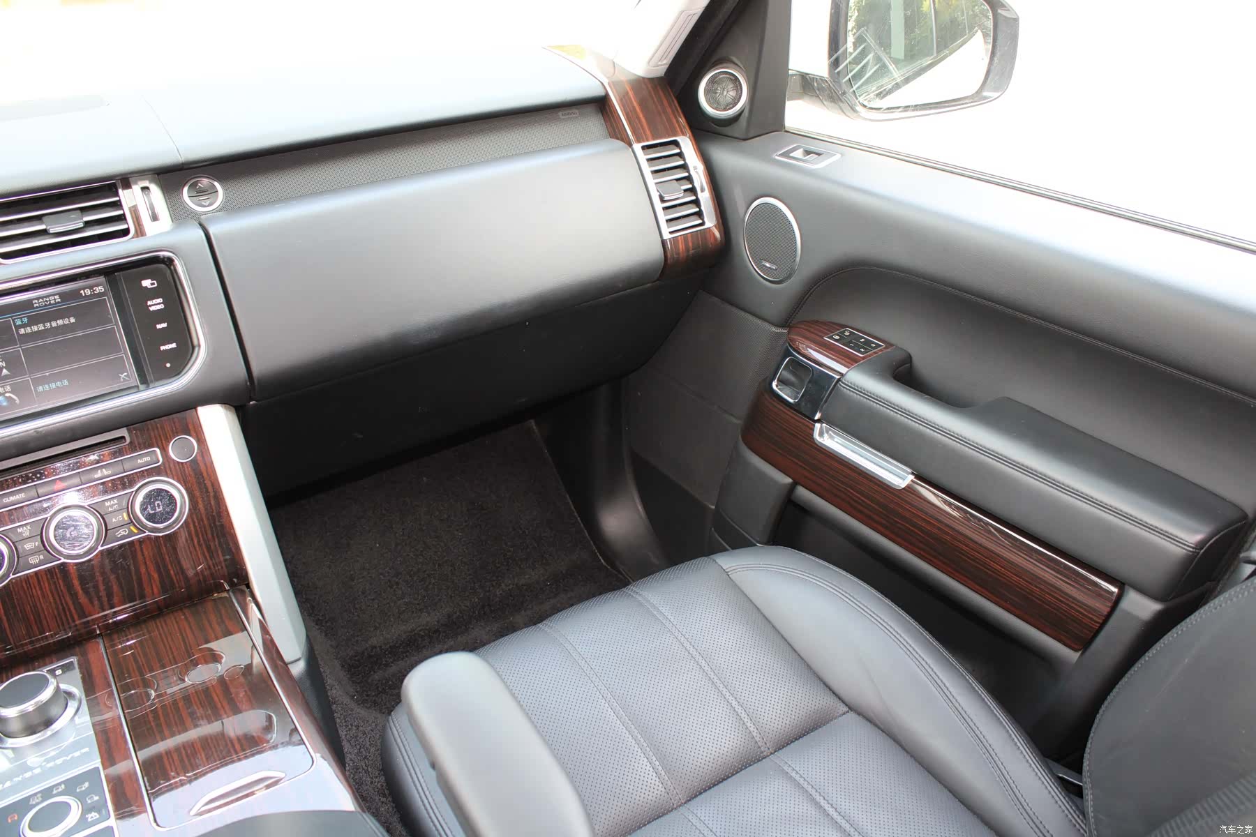 Land Rover Range Rover, 2013 12