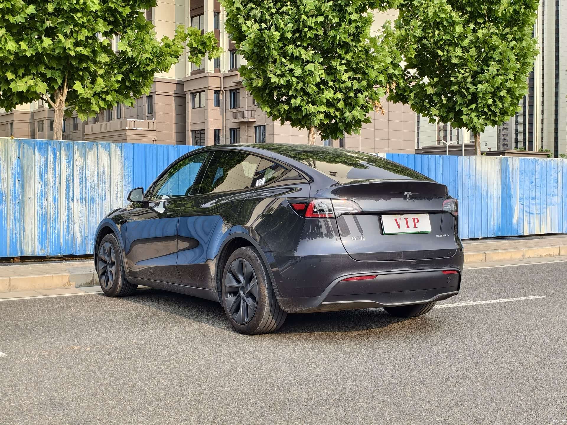 Tesla Model Y, 2025 7
