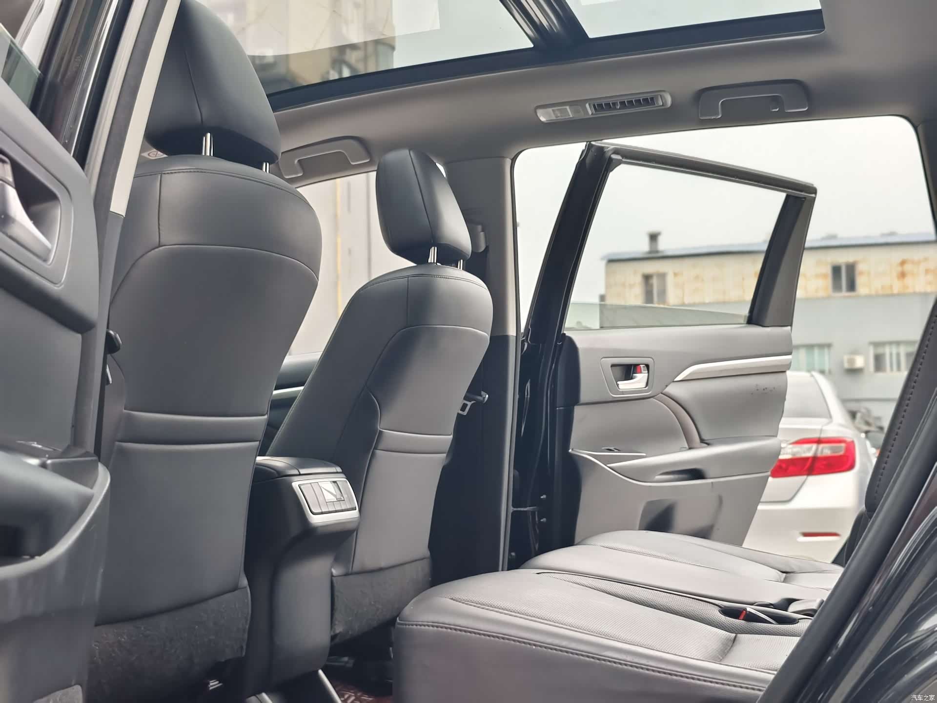 Toyota Highlander, 2018 18