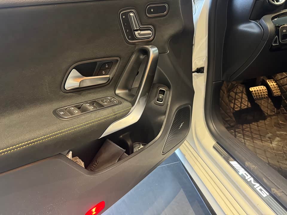 Mercedes-Benz CLA AMG