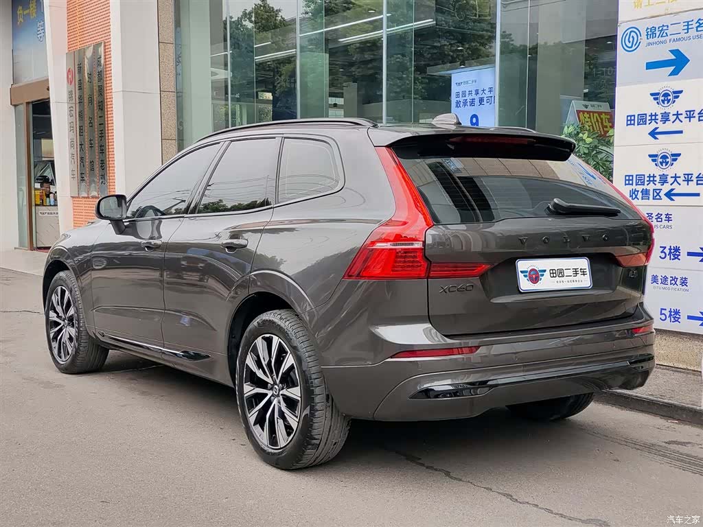 Volvo XC60, 2024 4
