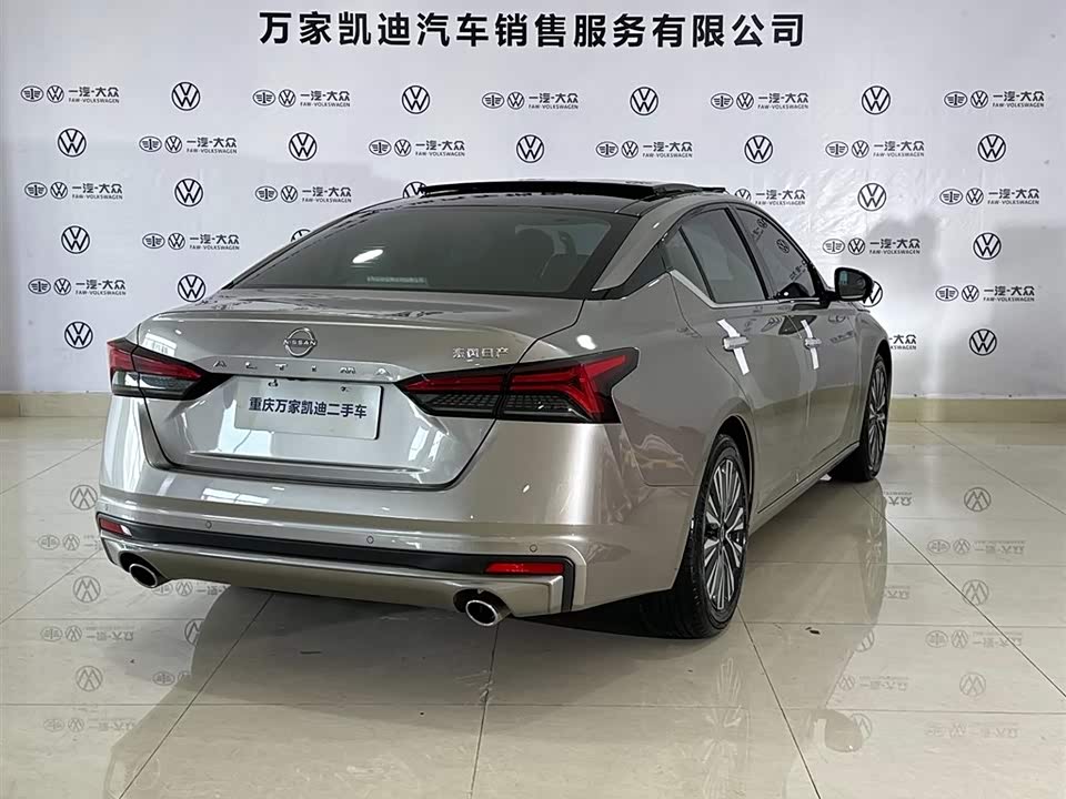Nissan Teana Nissan Teana