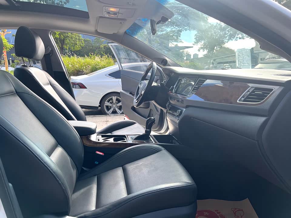 Hyundai Name picture