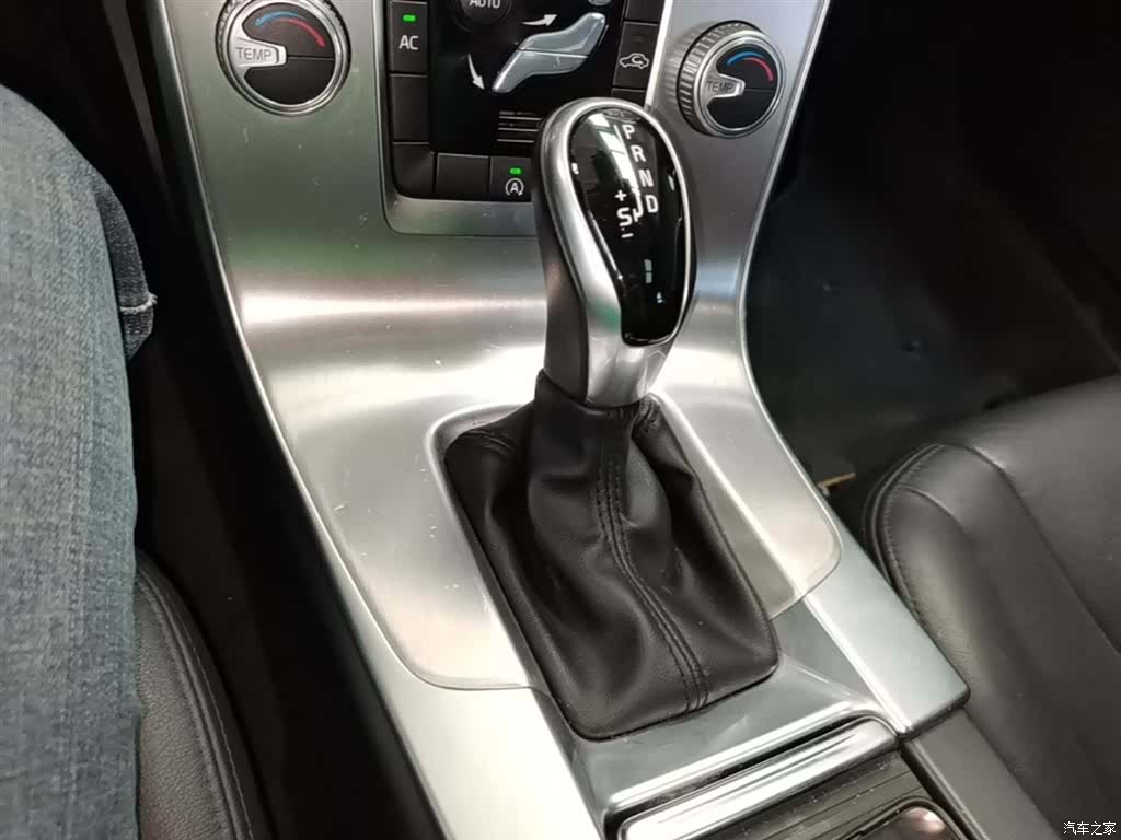 Volvo S60, 2017 14