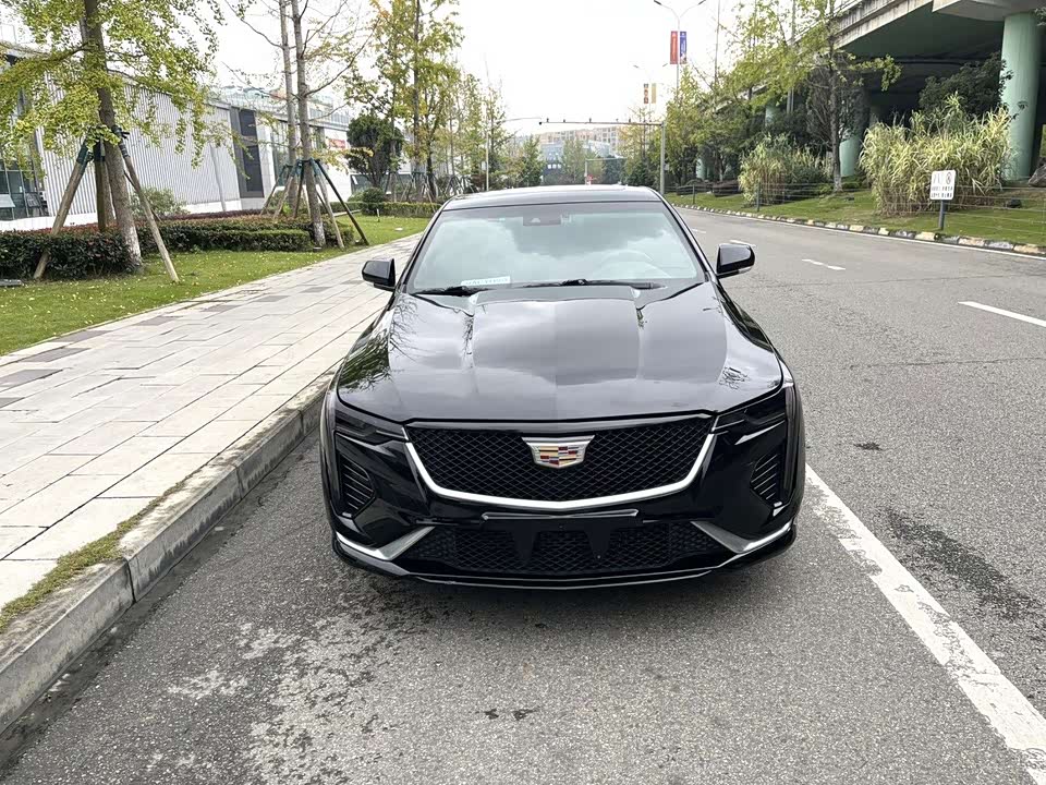 Cadillac CT4