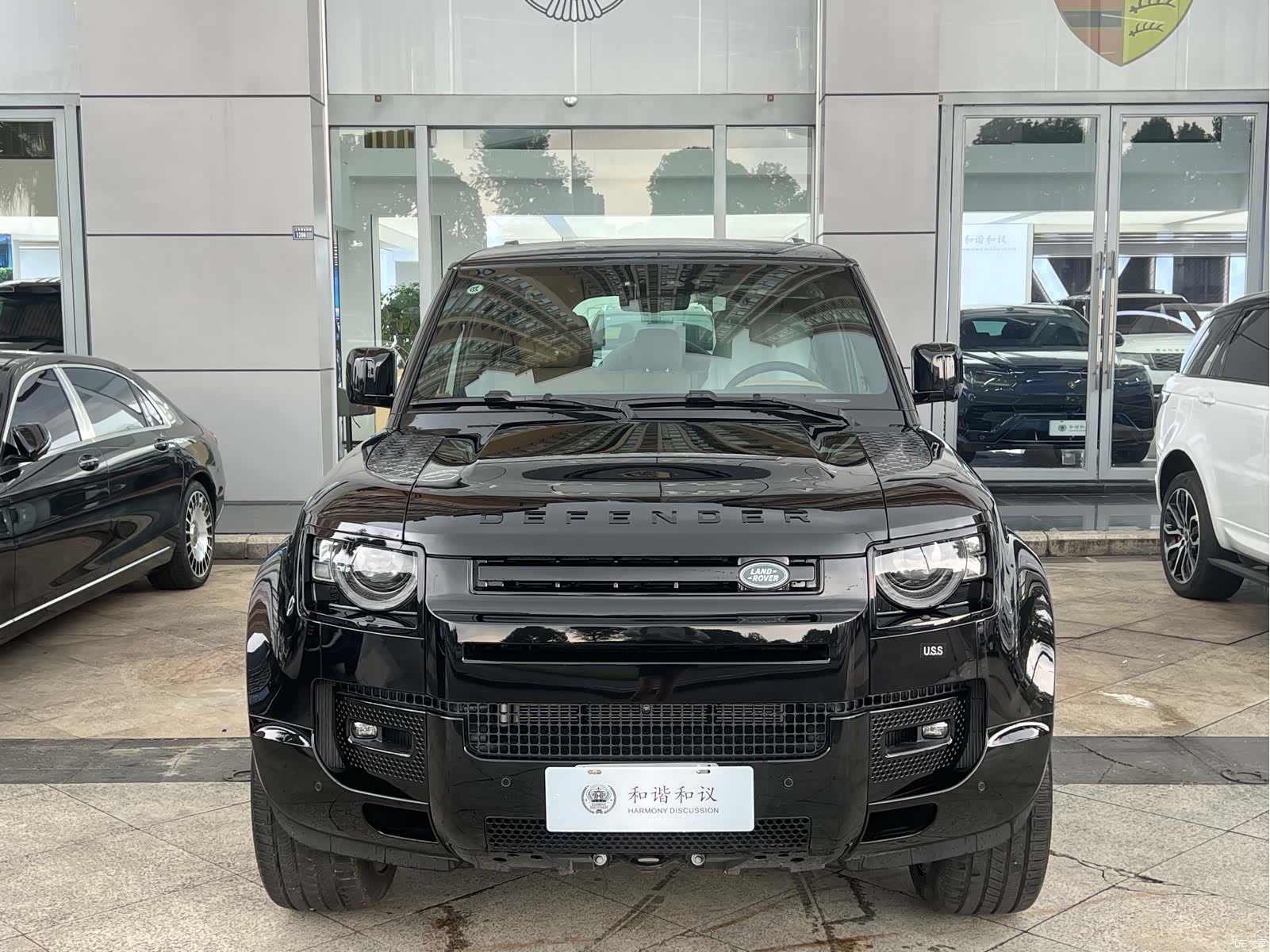 Land Rover Defender, 2025 2