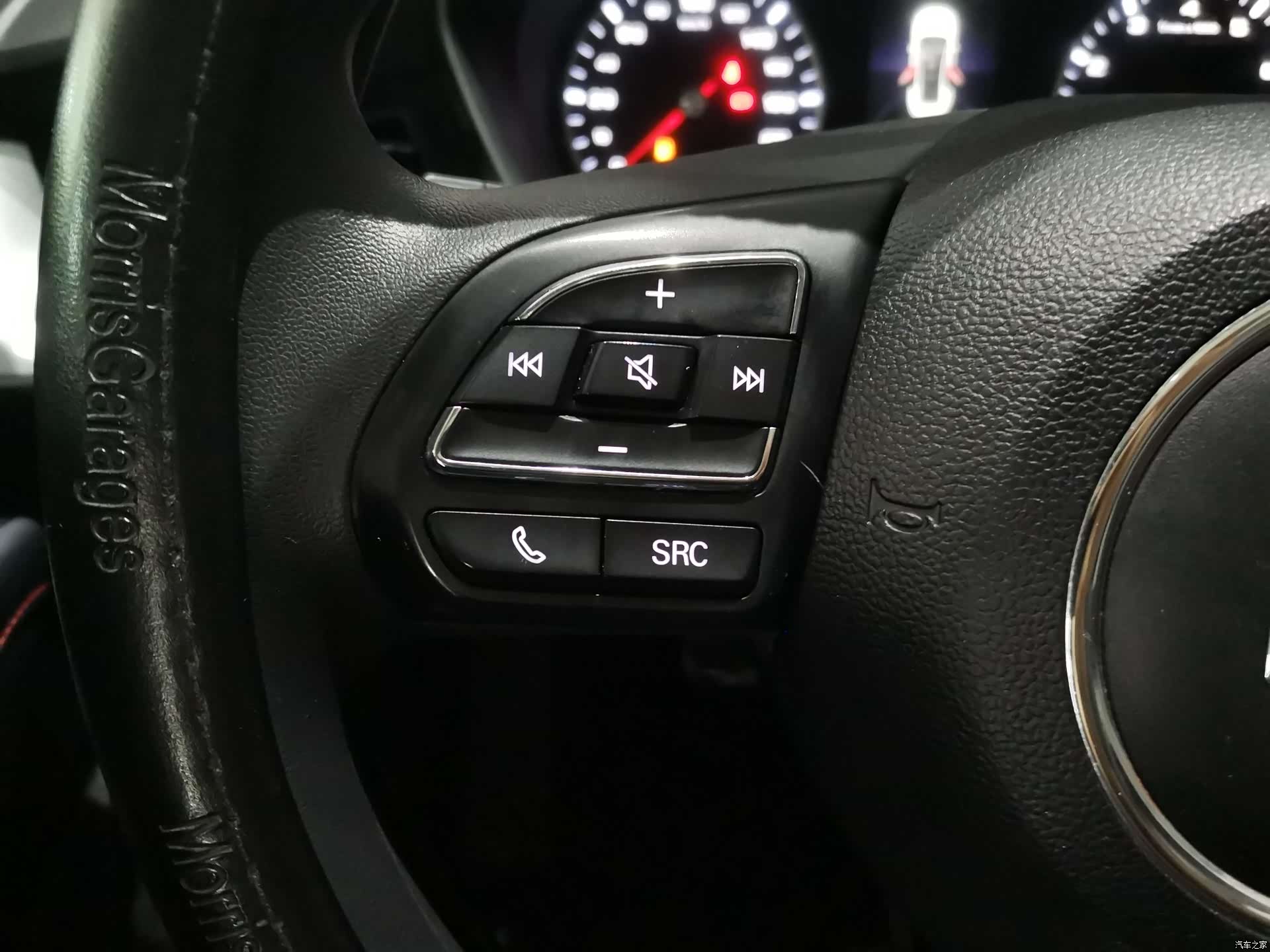 MG MG5, 2023 16