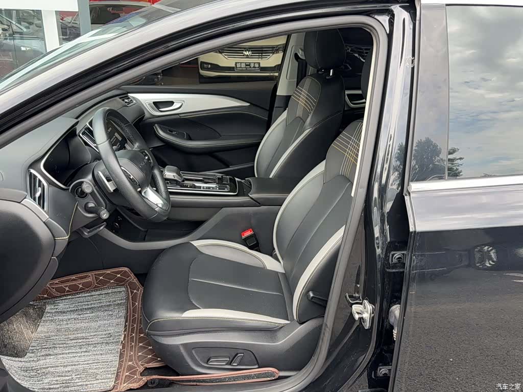 Roewe i6, 2021 10