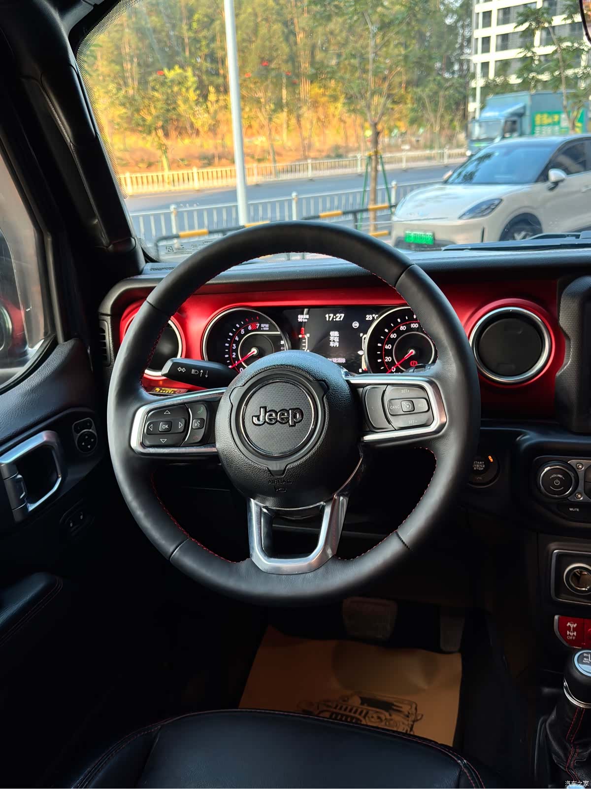 Jeep Wrangler, 2020 16