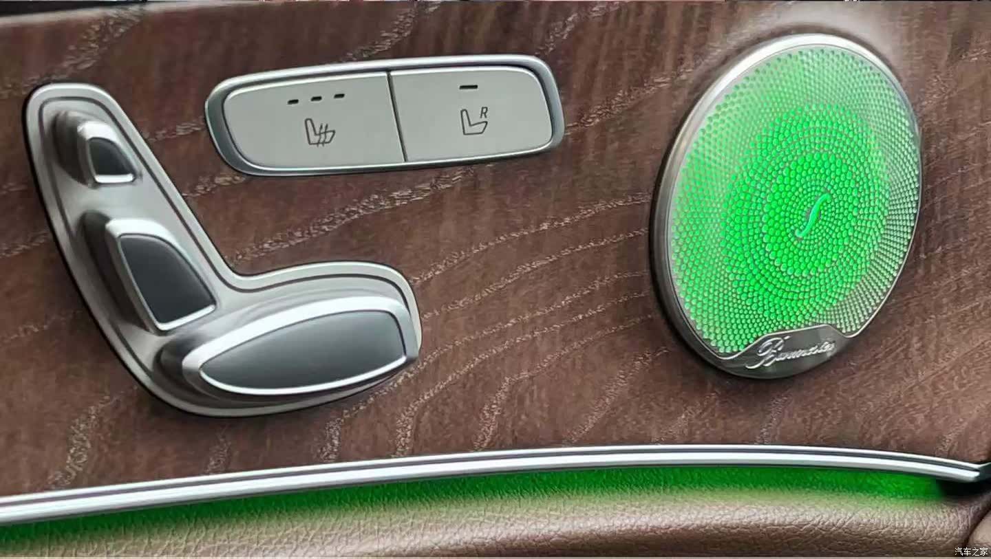 Mercedes-Benz E-Class, 2022 8