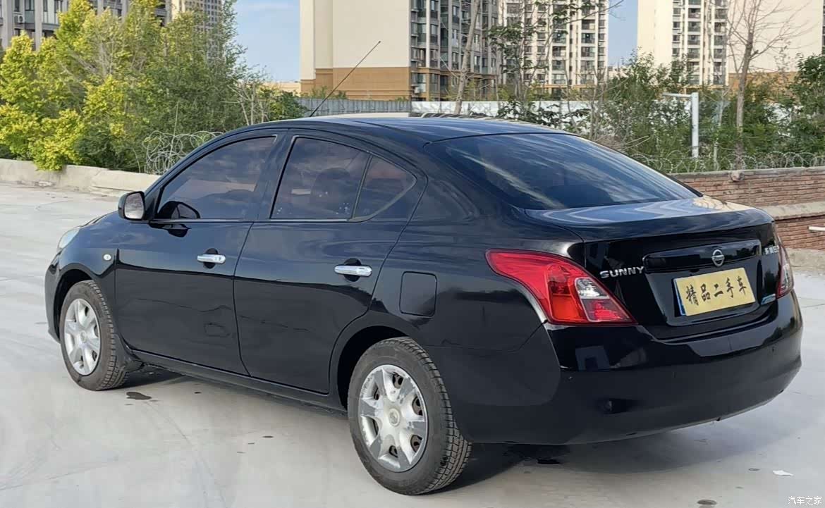 Nissan 1.5XL, 2012 7