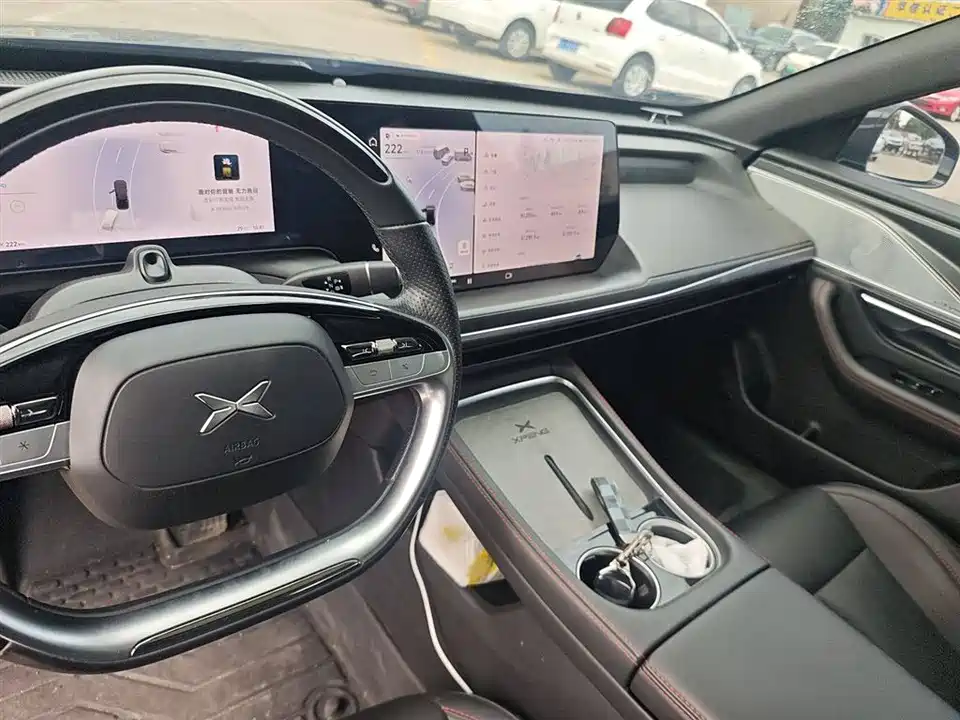 XPENG P7