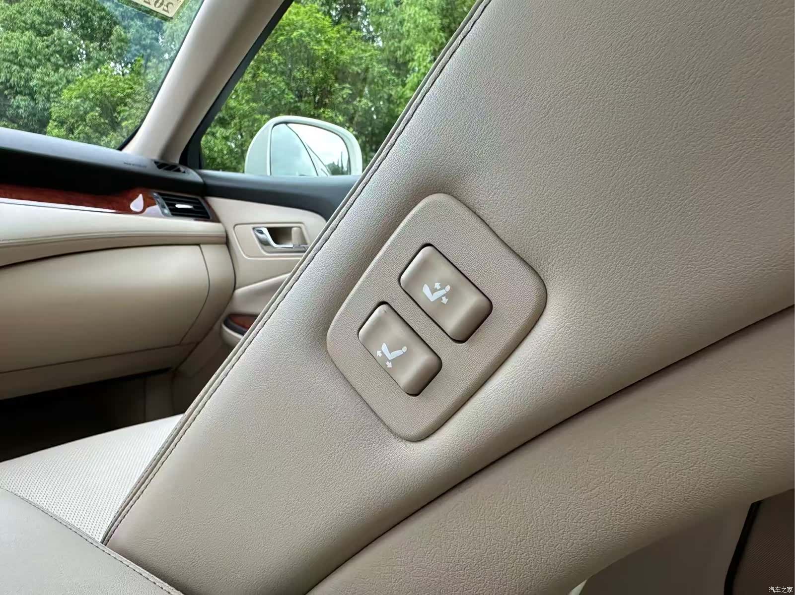 Toyota Crown, 2014 14