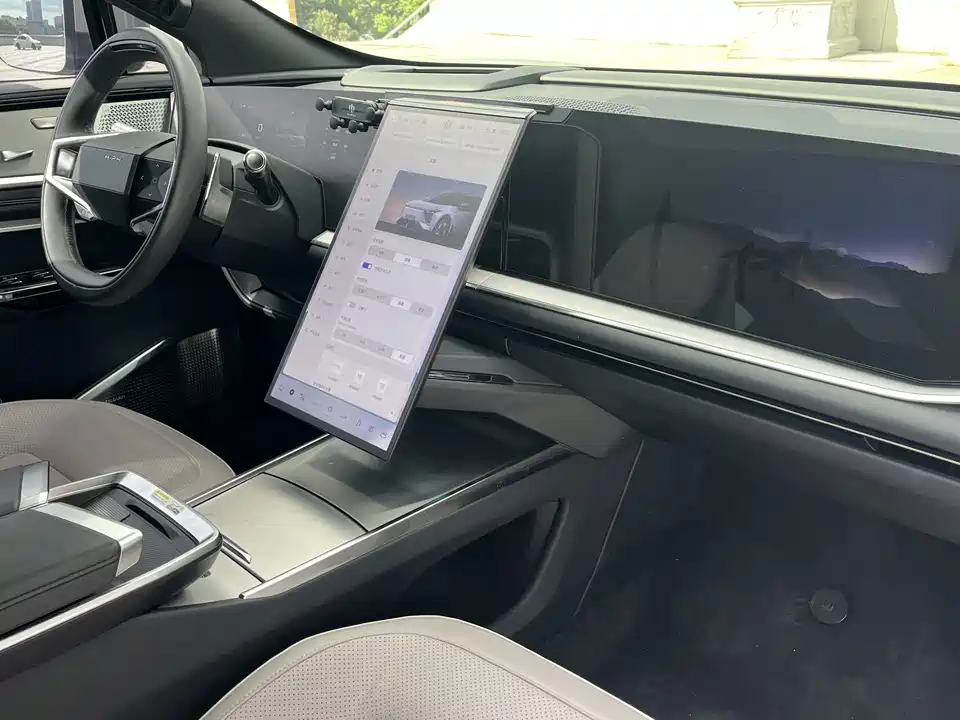 HiPhi Gao He HiPhi Y