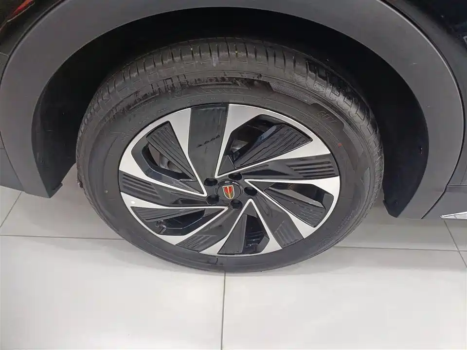 Hongqi HS7 PHEV