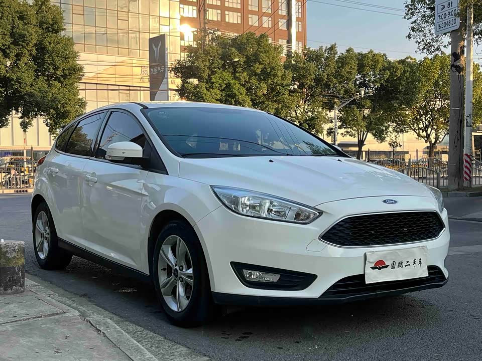 Ford Fox