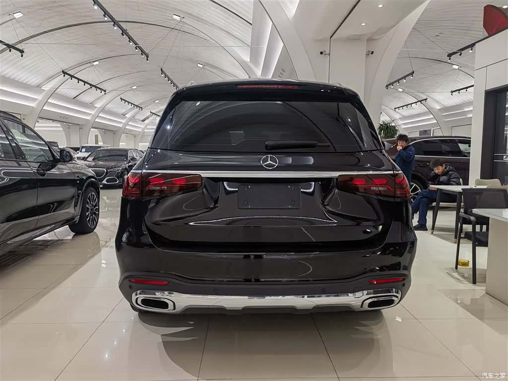 Mercedes-Benz GLS, 2024 19