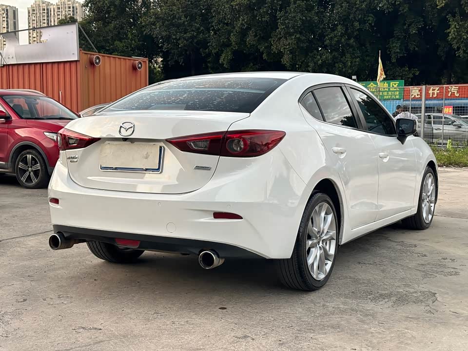 Mazda 3 Angkesaila