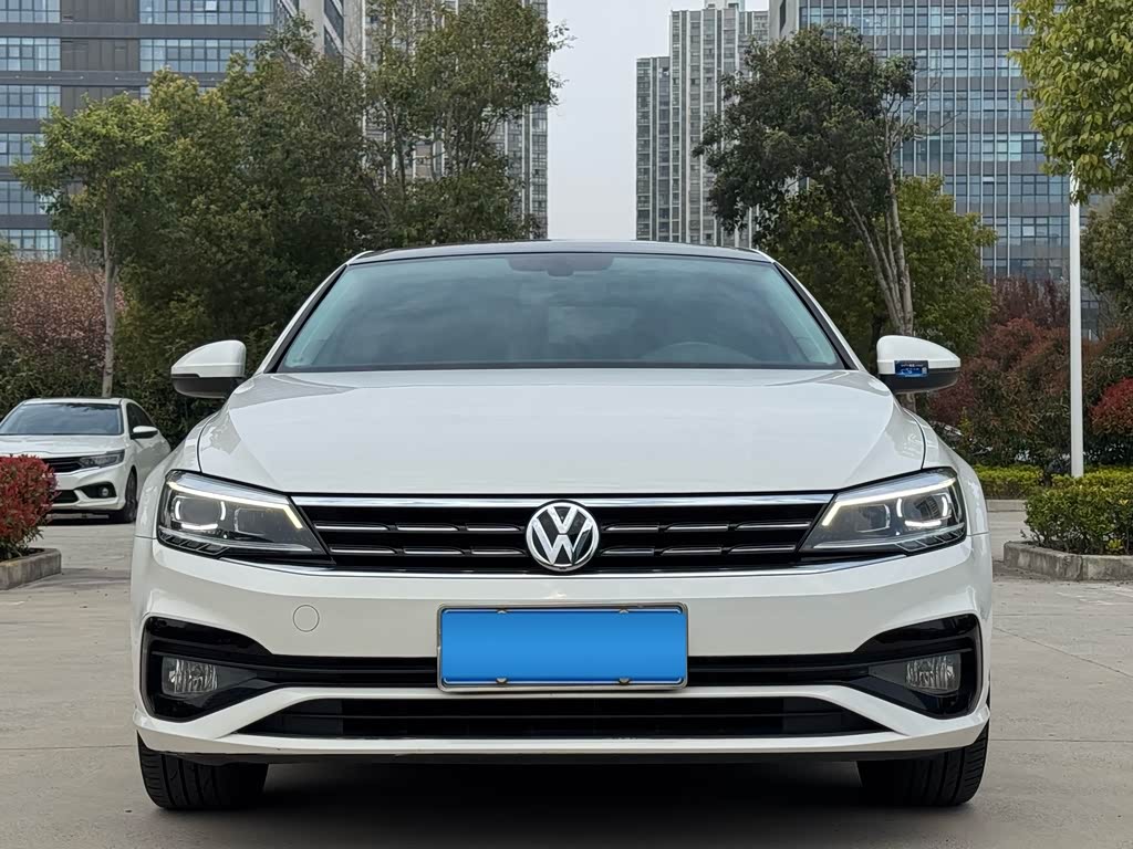 Volkswagen Lamando