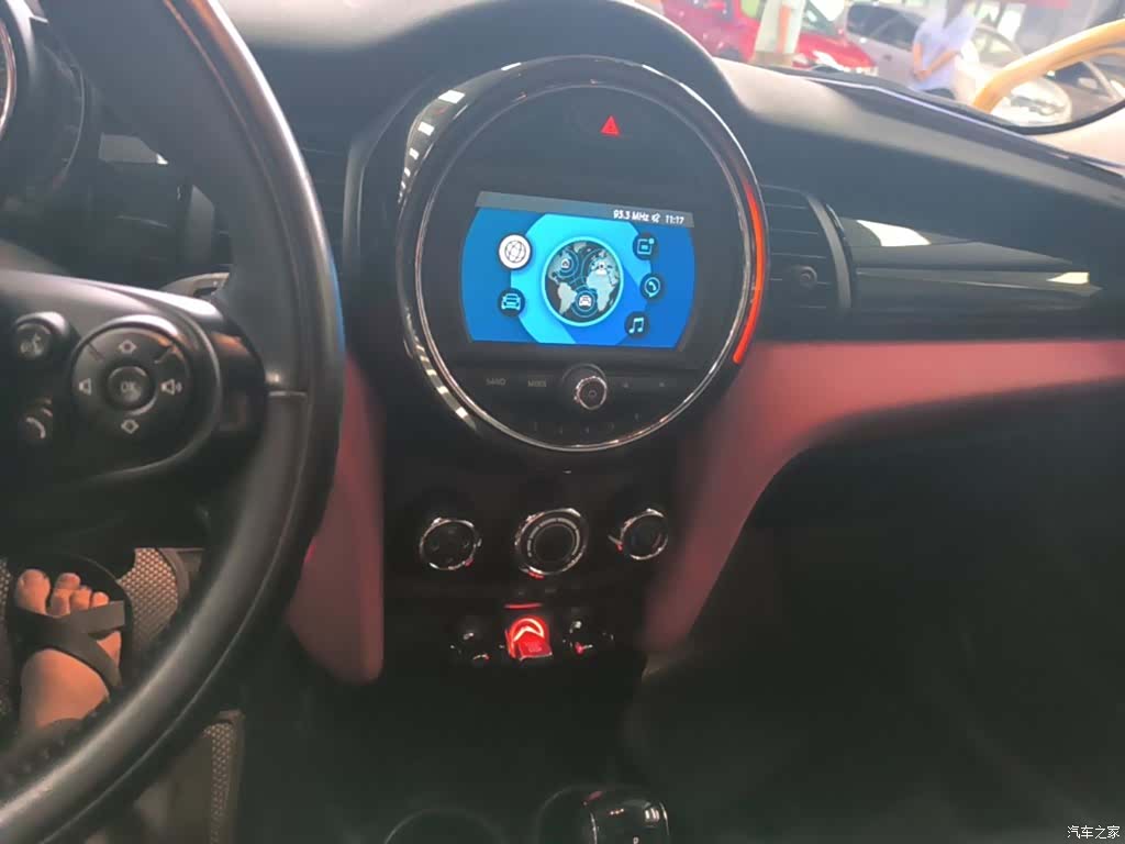 Mini ONE, 2020 9