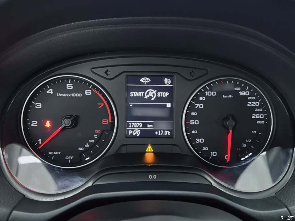 Audi Q2L, 2024 6