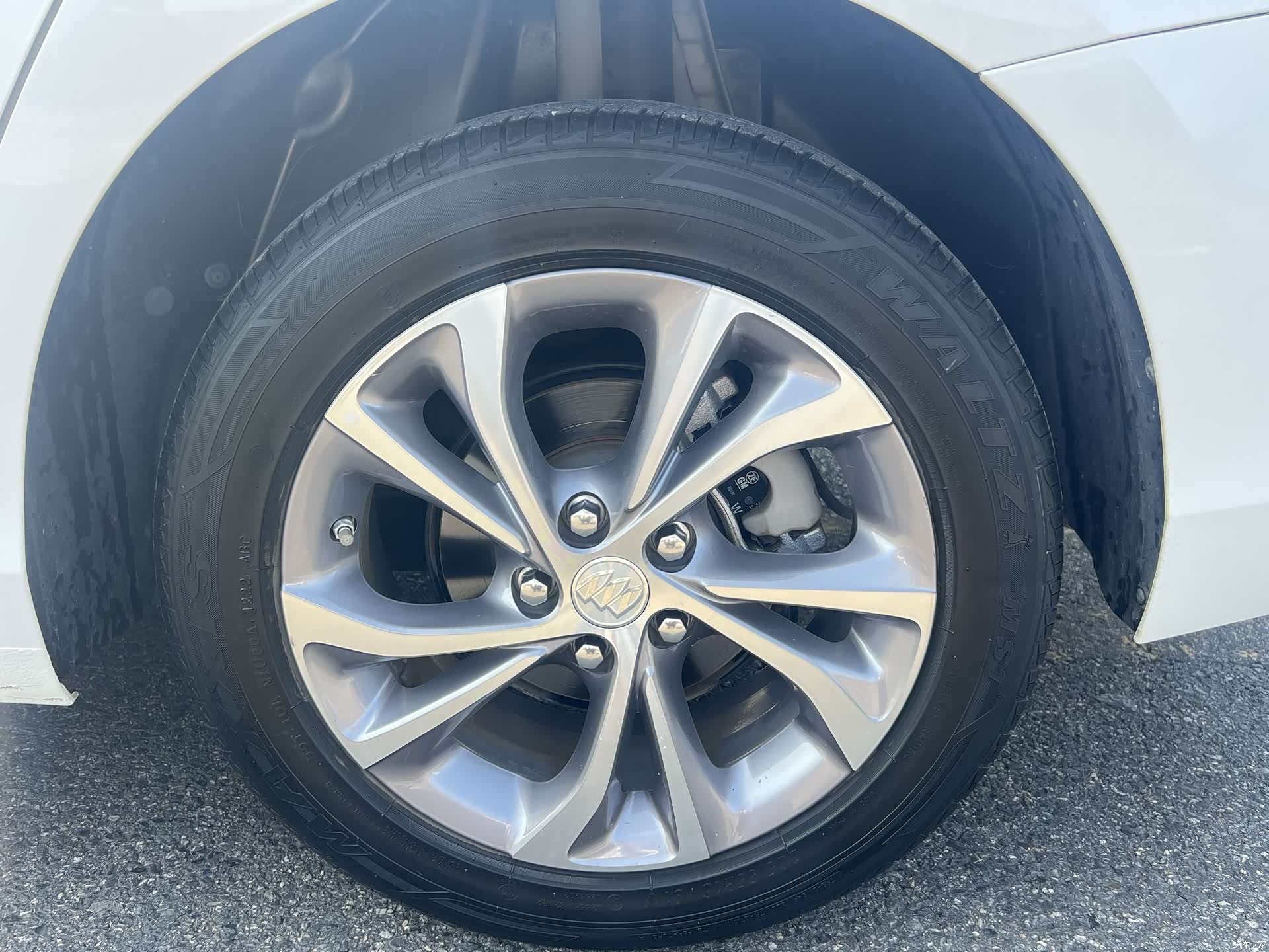Buick Verano, 2022 15