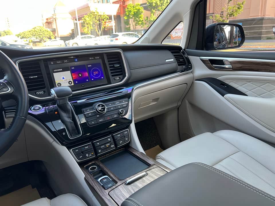 Trumpchi Trumpchi M8