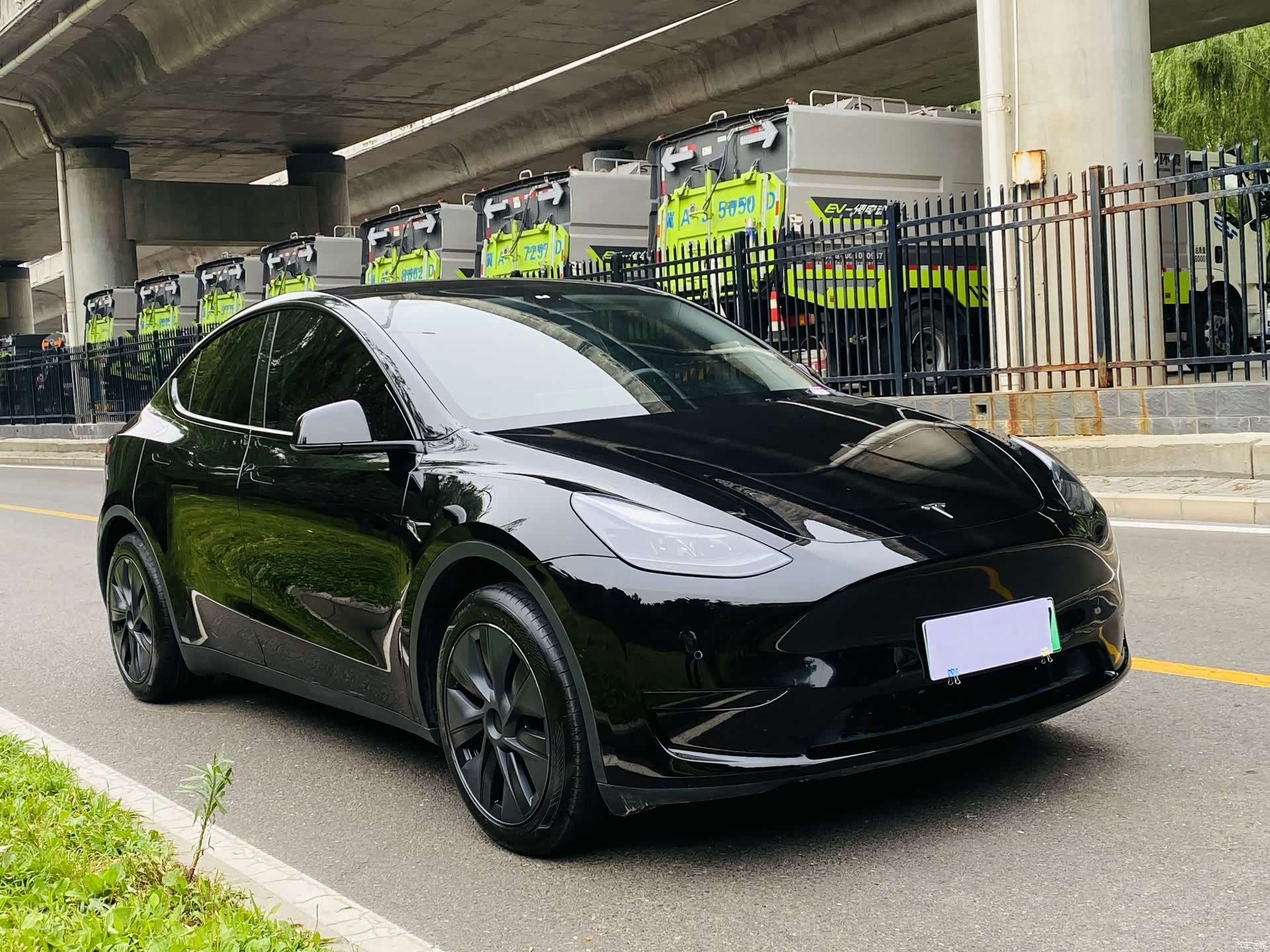 Tesla Model Y, 2024 3