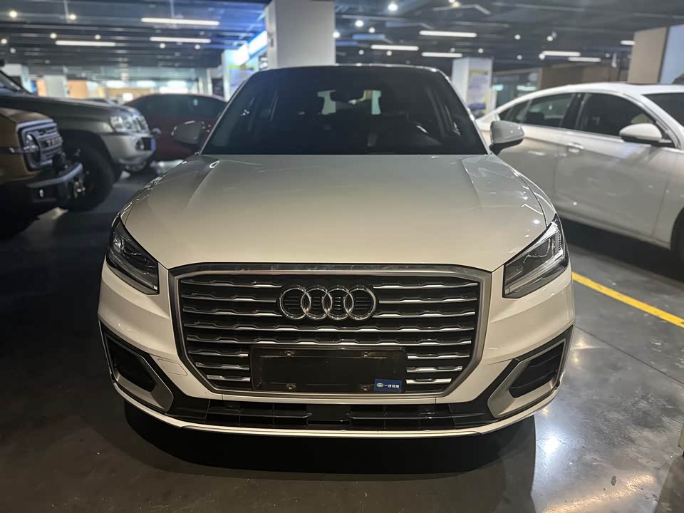 Audi Q2L Audi Q2L