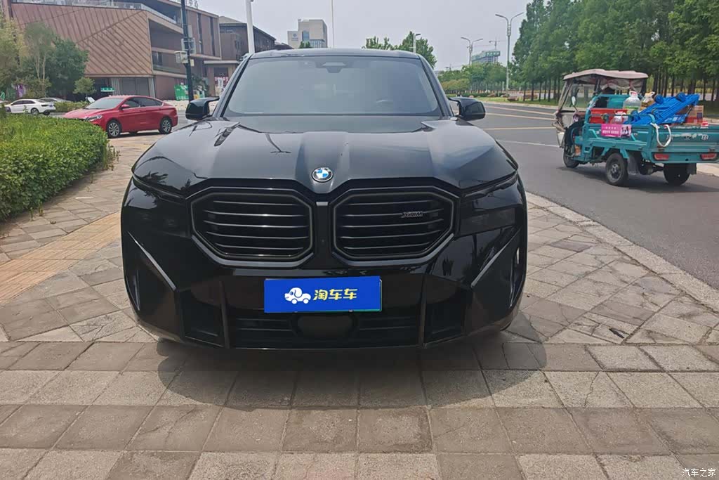 BMW XM, 2025 2
