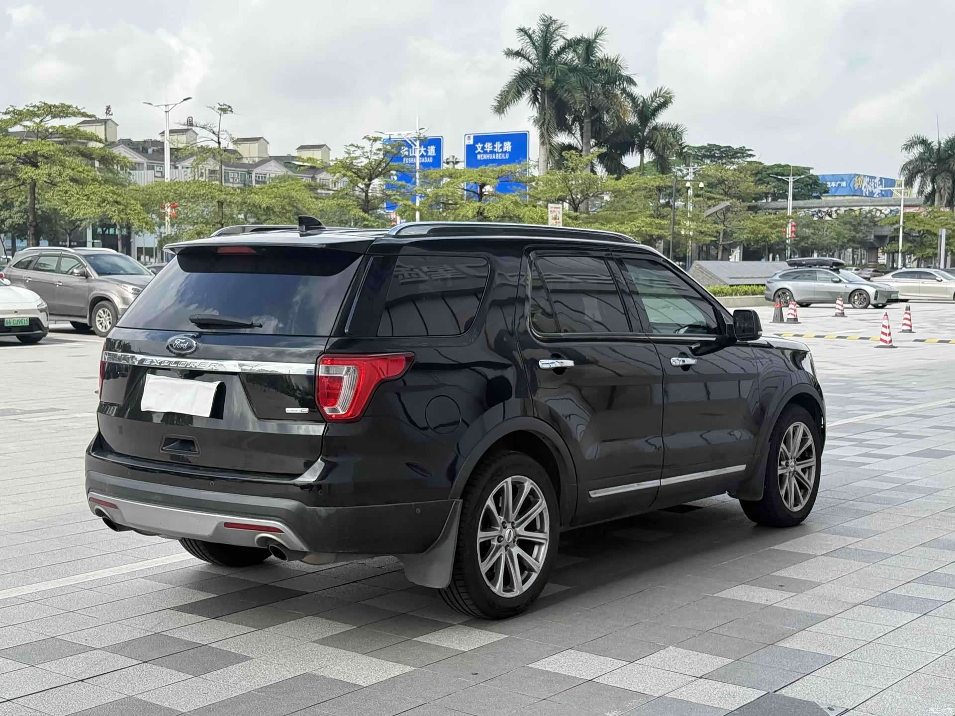 Ford Explorer, 2018 4
