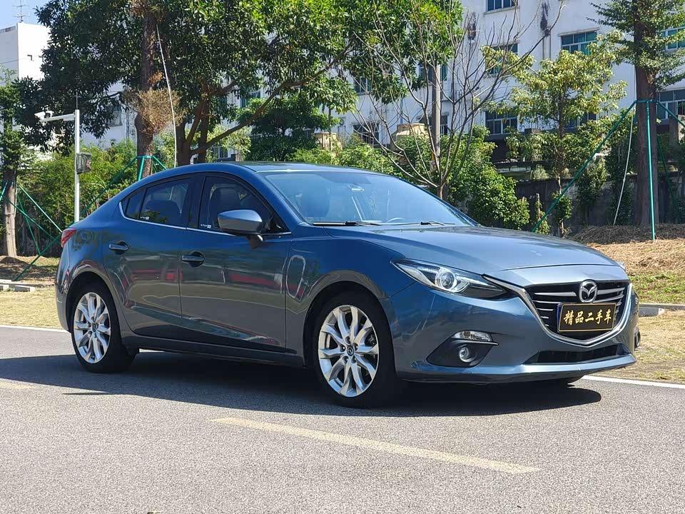 Mazda 3 Angkesaila