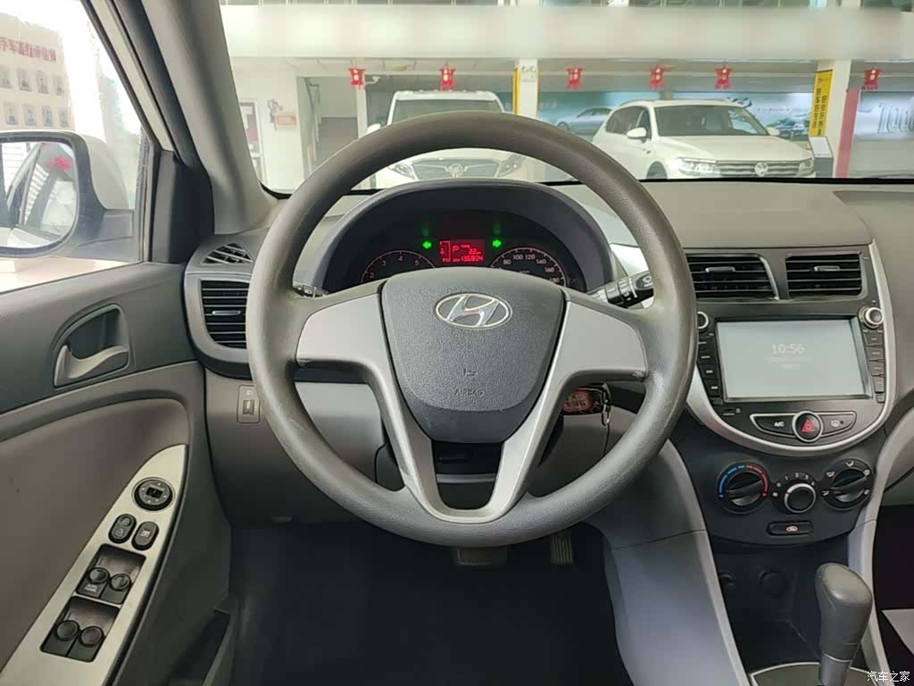 Hyundai GLS, 2017 11