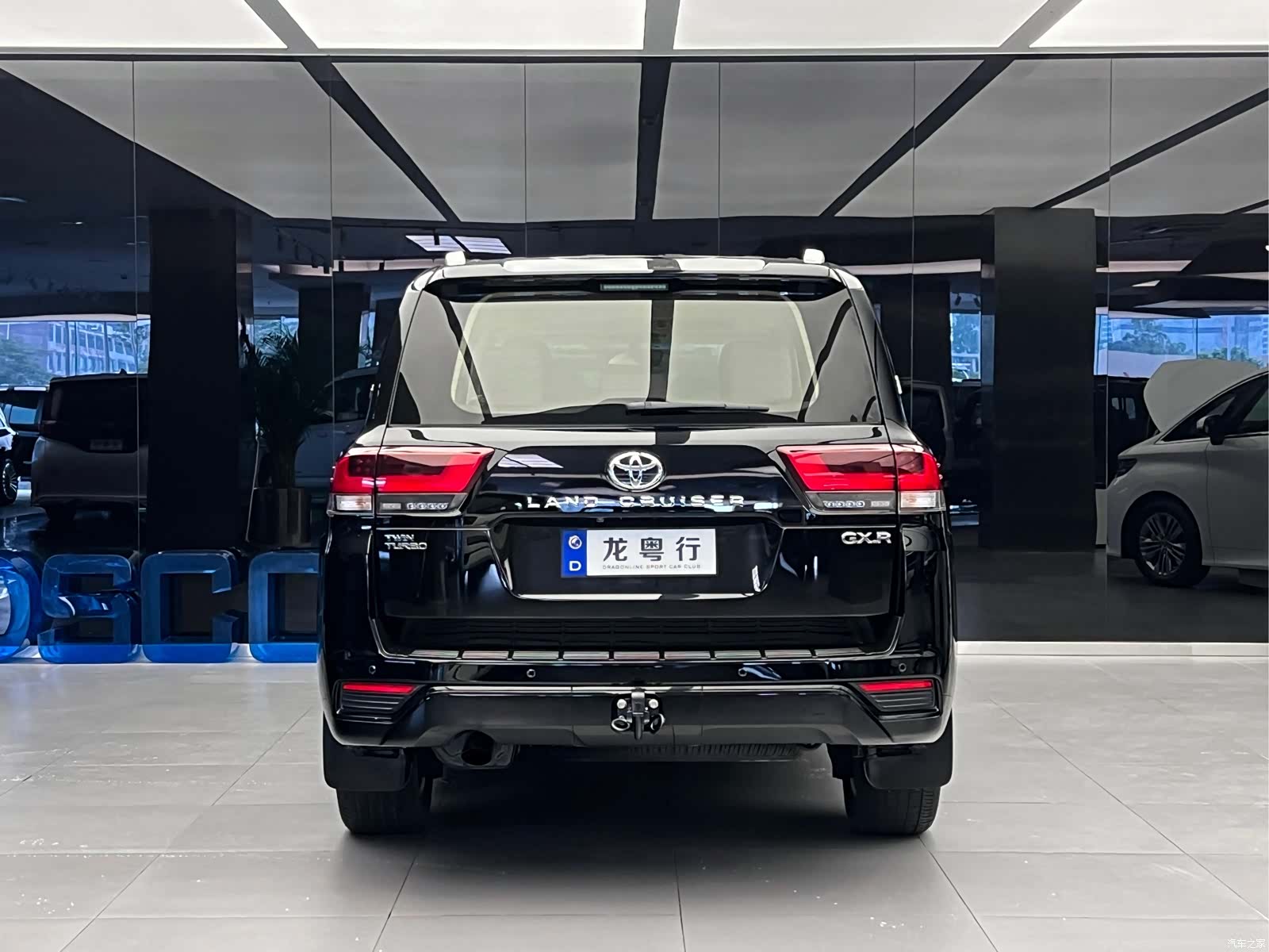 Toyota Land Cruiser, 2023 все фото