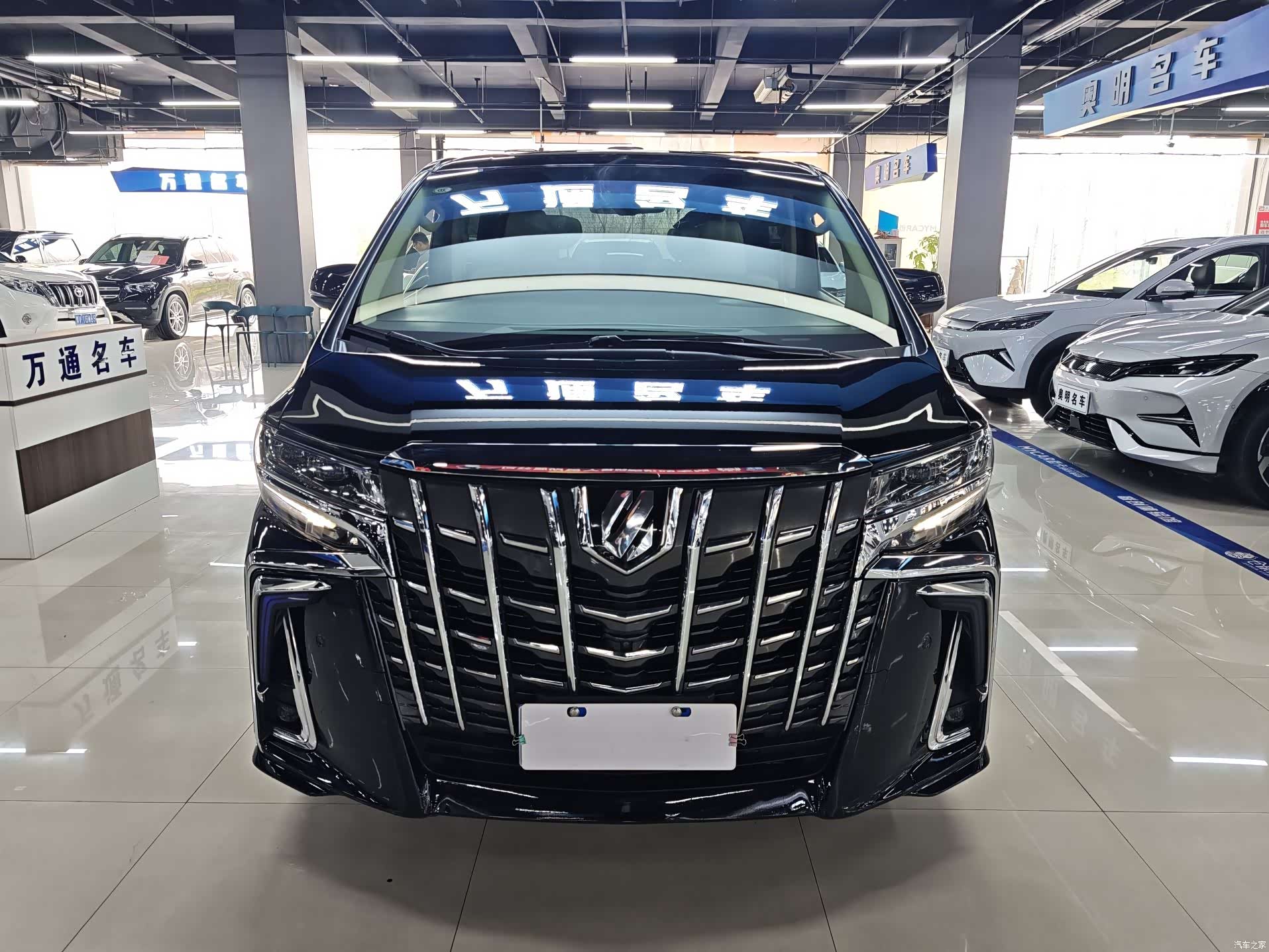 Toyota Alphard, 2017 2