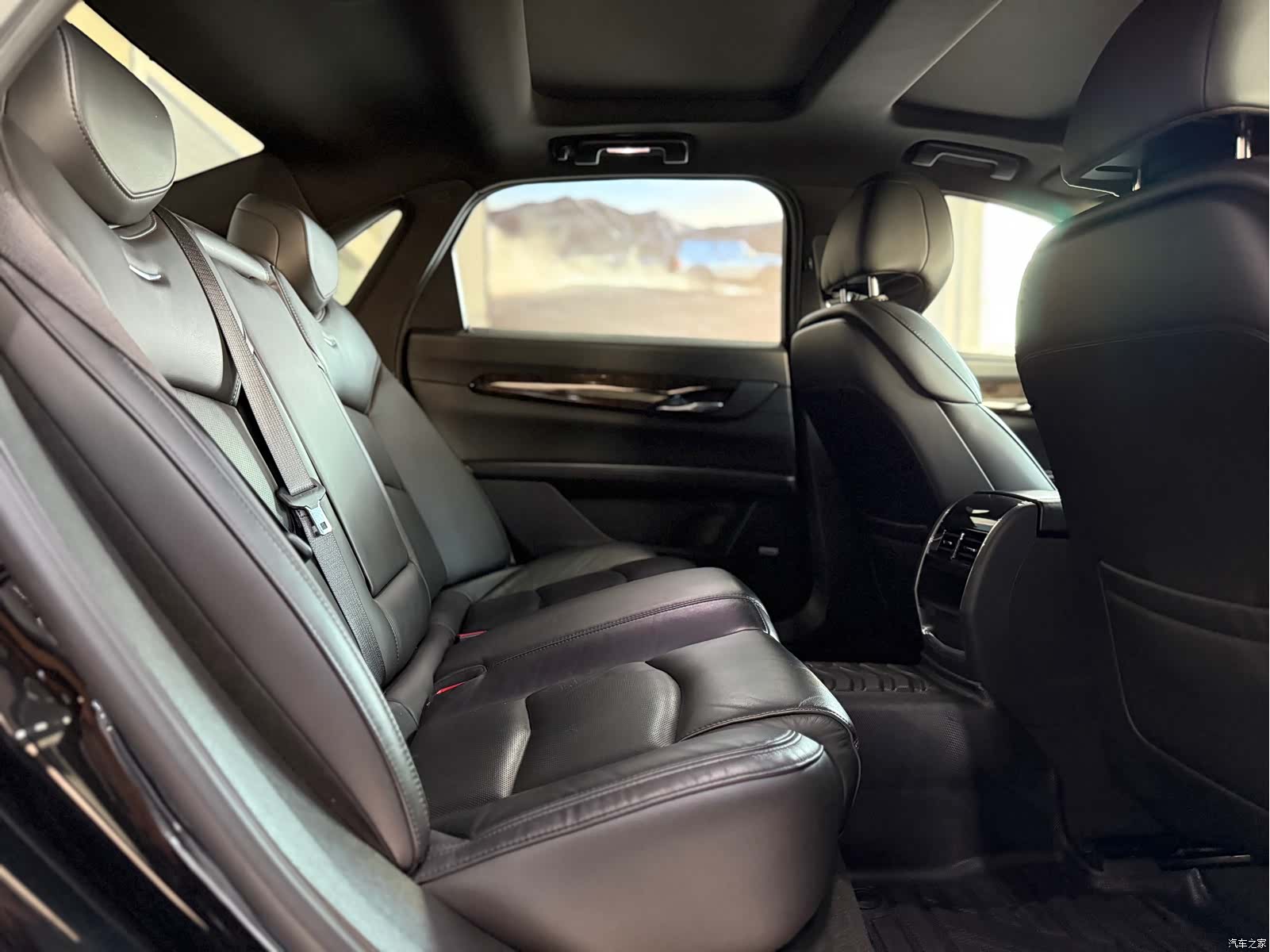 Cadillac CT6, 2019 10