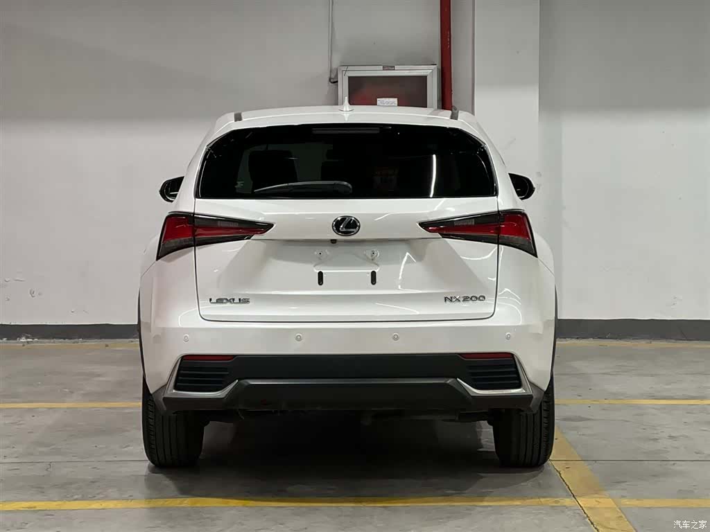 Lexus NX, 2019 6