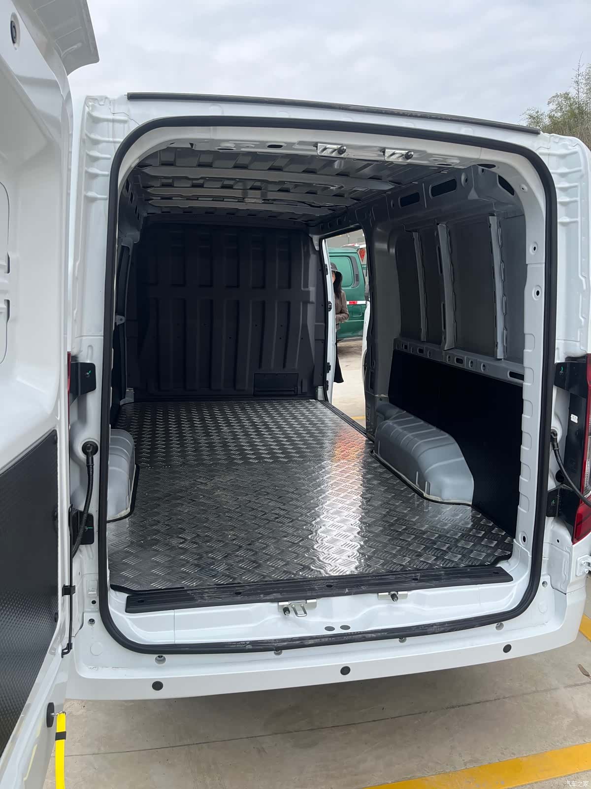 DongFeng V5, 2025 7