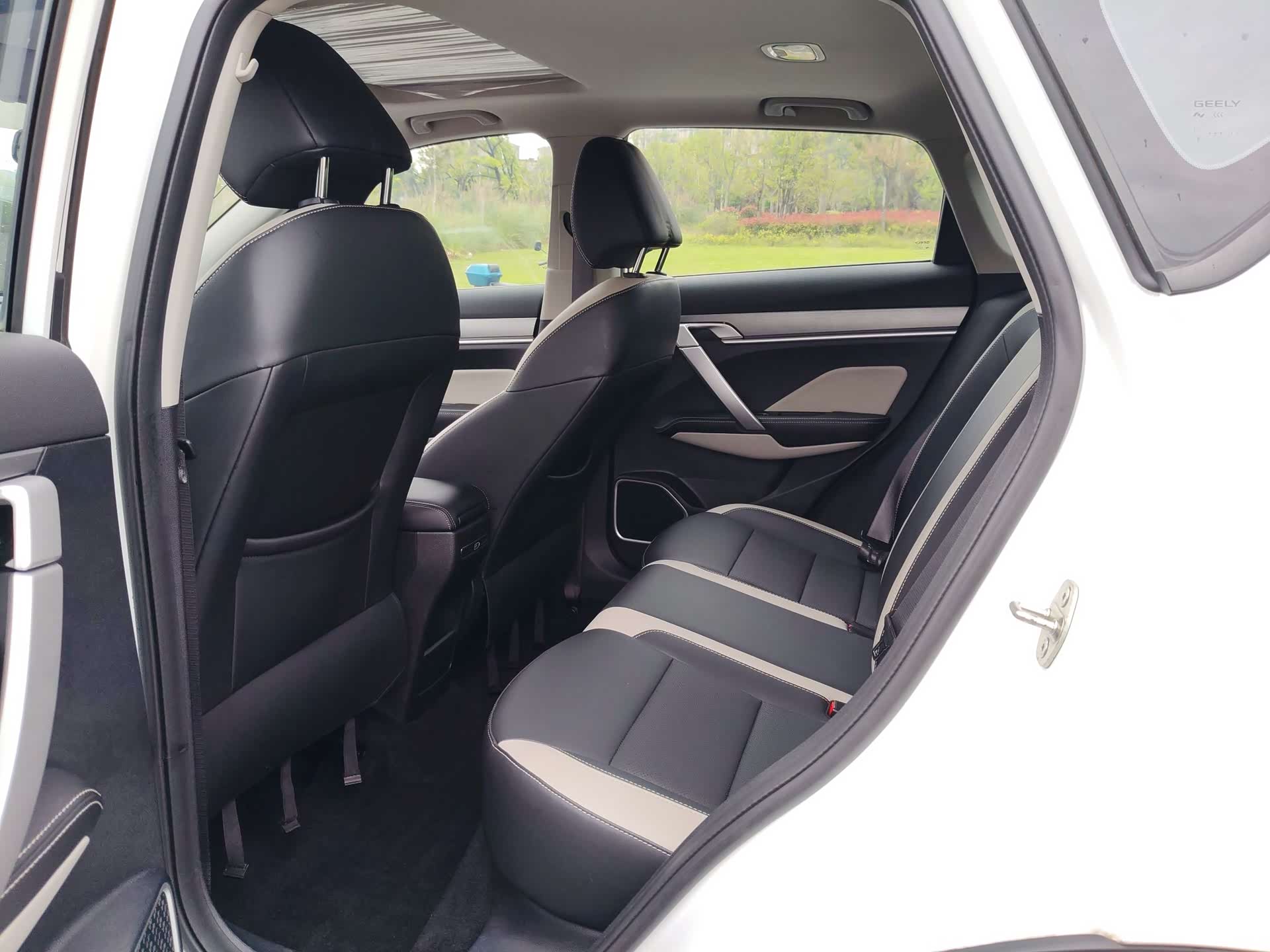 Geely Coolray, 2021 8