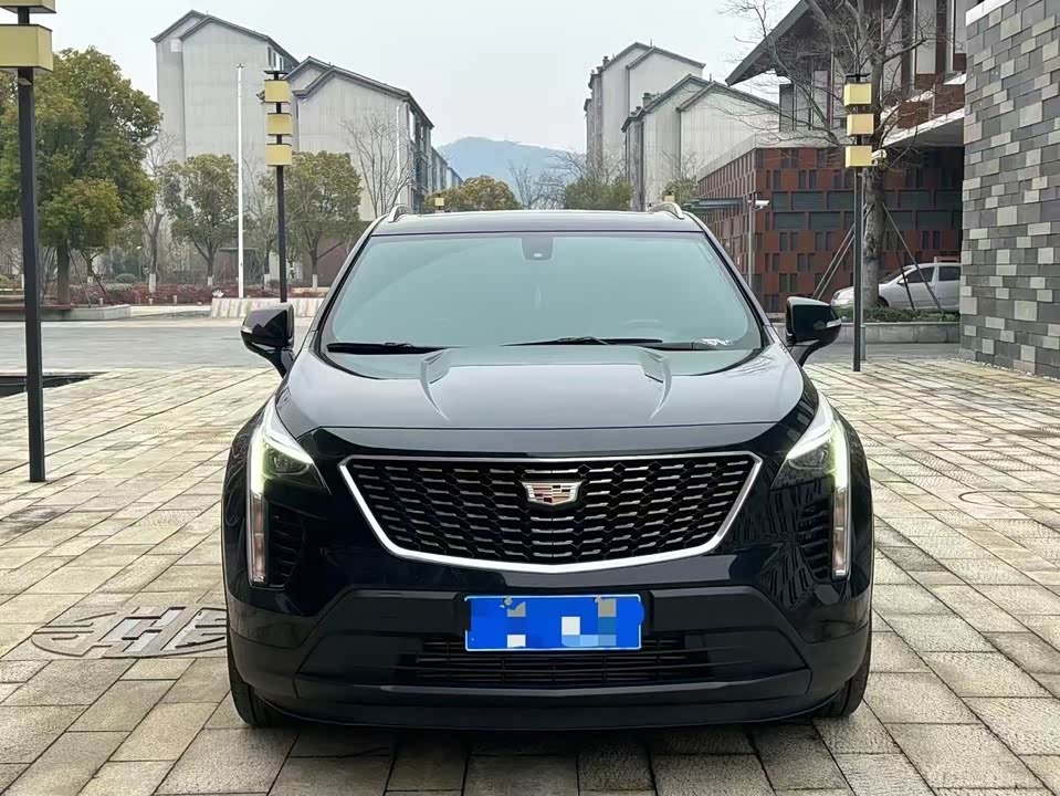 Cadillac XT4