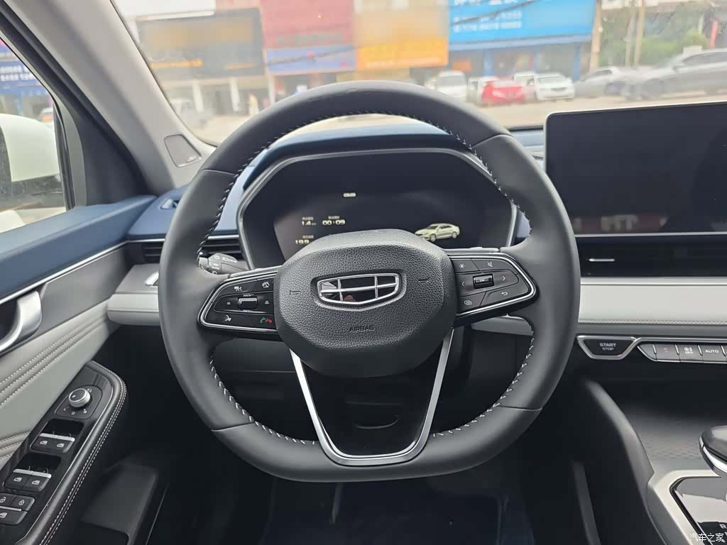 Geely Preface, 2020 18